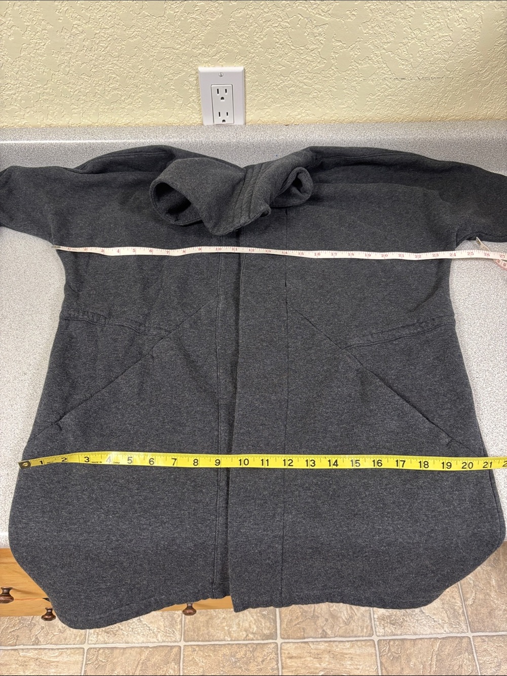lululemon & go Take You There Wrap - Picture 10 of 11